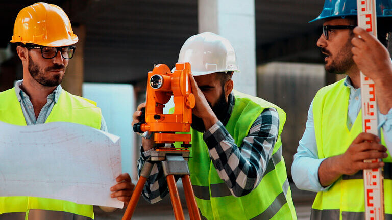 Seguro Equipamento Topográfico