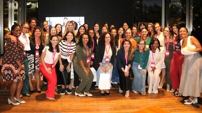 Participantes do evento mulheres Que Protegem da primeira edição do Conexões Akad